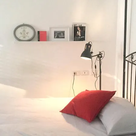 Studio Via Sebino * Milánó